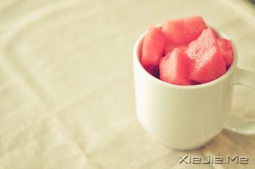 早安心语:不要为了任何人任何事折磨自己 (9)